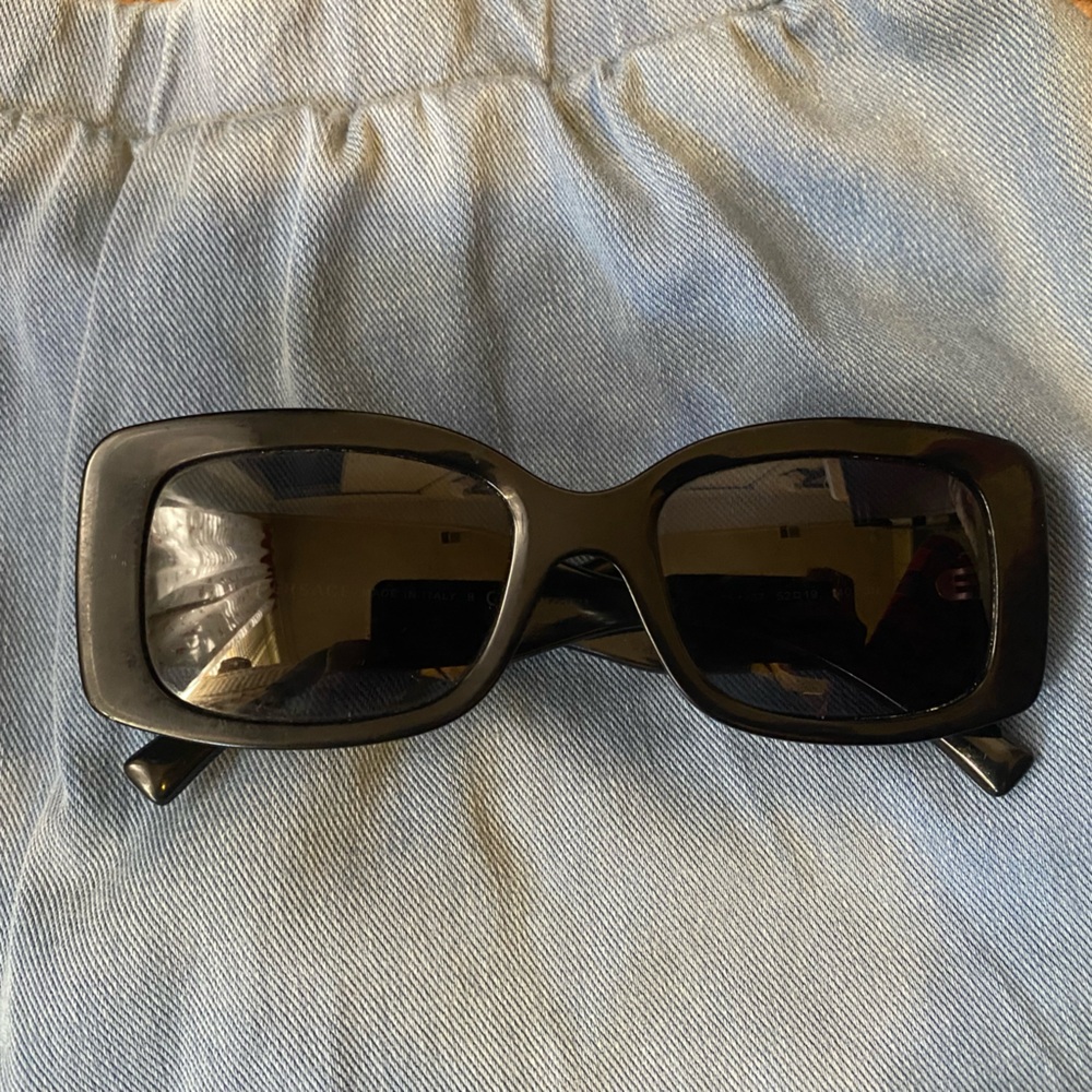 Versace Black Rectangular Sunglasses